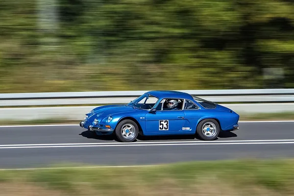Alpine A110
